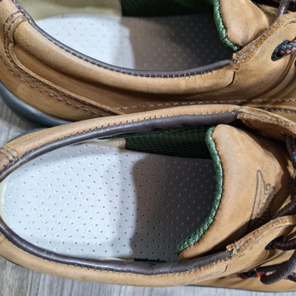 Red Wing Shoes tan lining